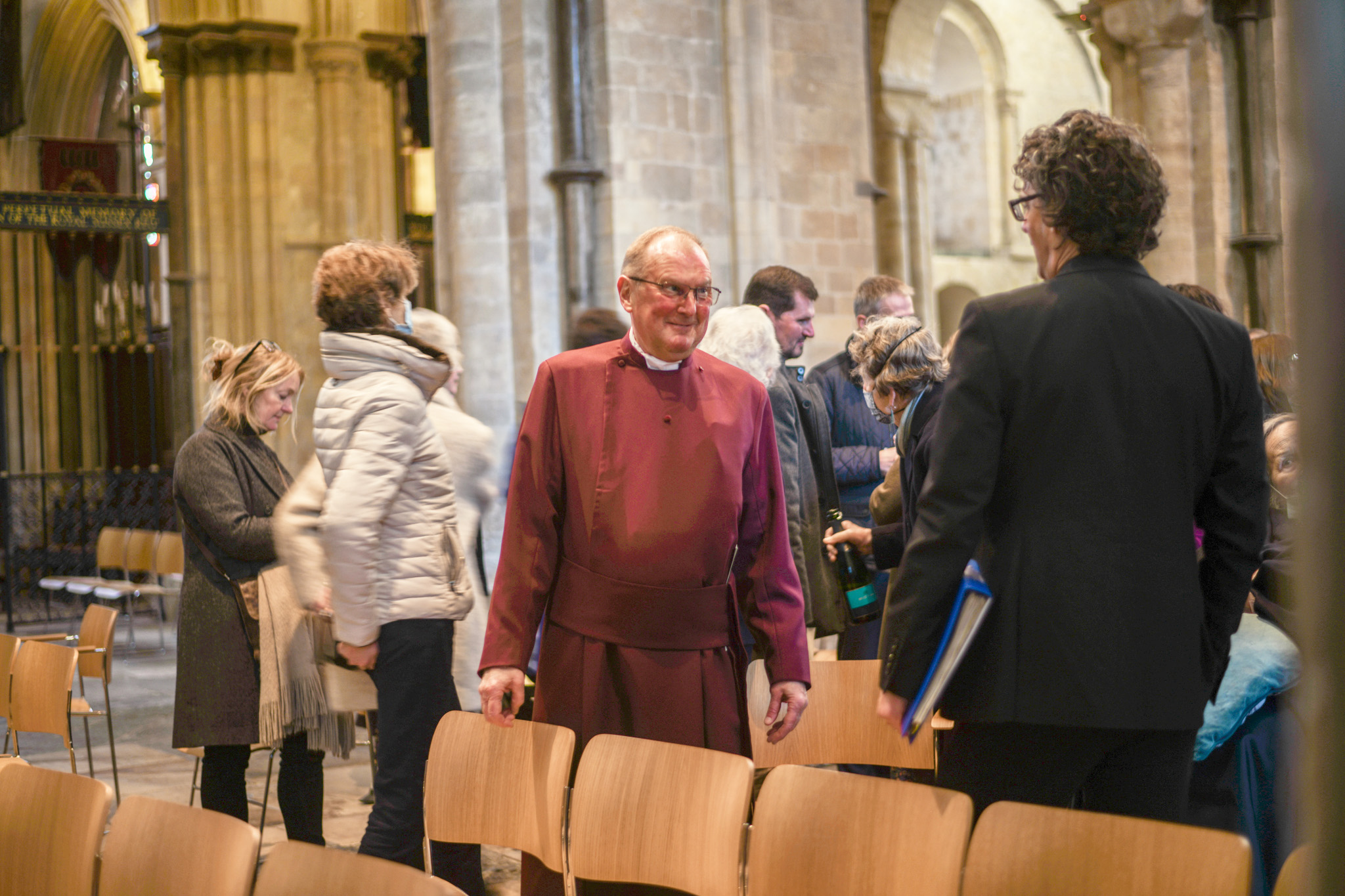 Head Verger Howard Waddell greeting members of the congregation