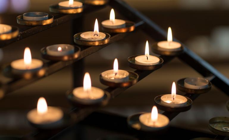 Candles at Chichester Cathedral